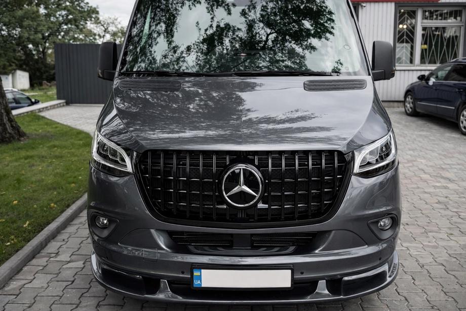 Mercedes Sprinter W907/W910 2018– Spodný spojler predného nárazníka (na lakovanie) Image