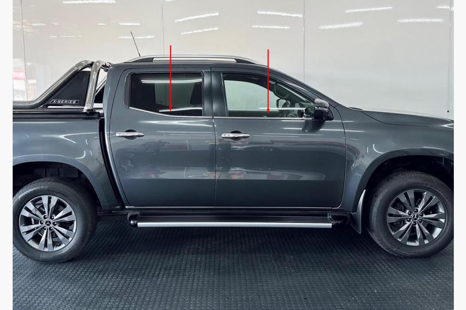 Mercedes X class 2017–2020 Spodné lišty okien (4 ks, nerez) Image
