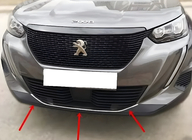 Peugeot 2008 2019– Chrómová ochranná lišta na predný nárazník (1 ks, nerez) fotografia 1