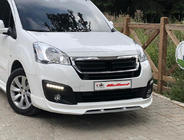 Peugeot Partner Tepee 2008–2018 Predný lip 2015-2018 (na lakovanie) fotografia 4