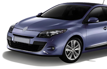 Renault Megane III 2009–2016 Nerezová chrómová lišta na predný nárazník 2013-2016 (HB) fotografia 1
