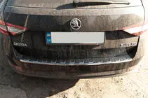 Skoda Superb 2015–2024 Nerezová lišta na zadný nárazník SW fotografia 3