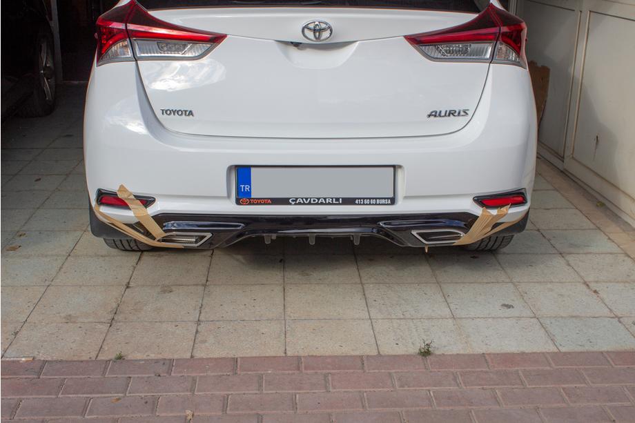 Toyota Auris 2012–2018 Difúzor zadného nárazníka (2016-2018, na lakovanie) Image