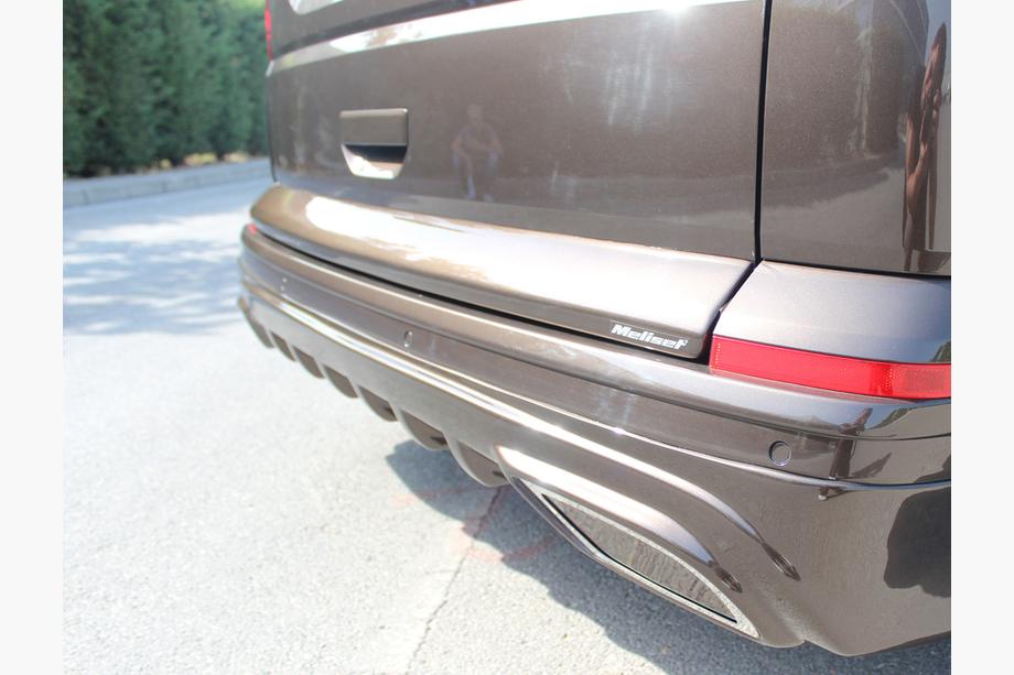 Volkswagen T6 2015–2024 Plastová lišta na veko batožinového priestoru (na lakovanie) Image