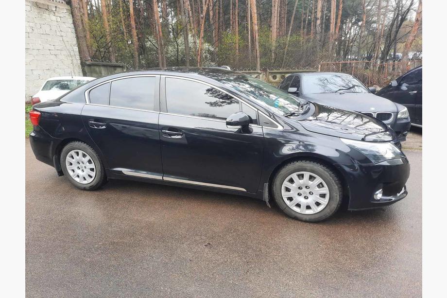 Toyota Avensis 2009–2018 Nerezové dverné lišty (4 ks) Image