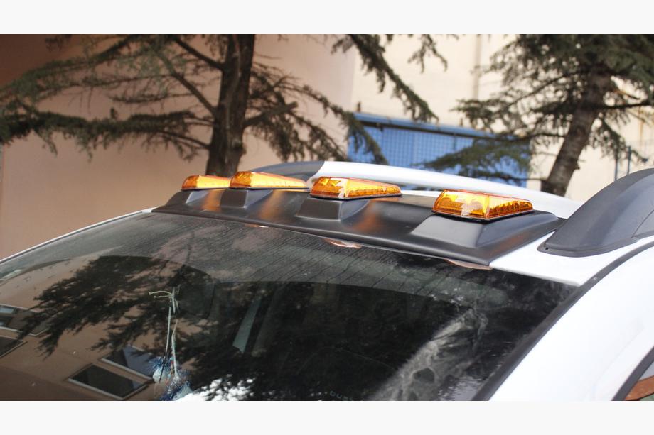 Renault Duster 2008–2017 Slnečná clona čelného skla V2 (LED) Fotografia 6
