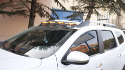 Renault Duster 2018–2024 Slnečná clona čelného skla V2 (LED) fotografia 4