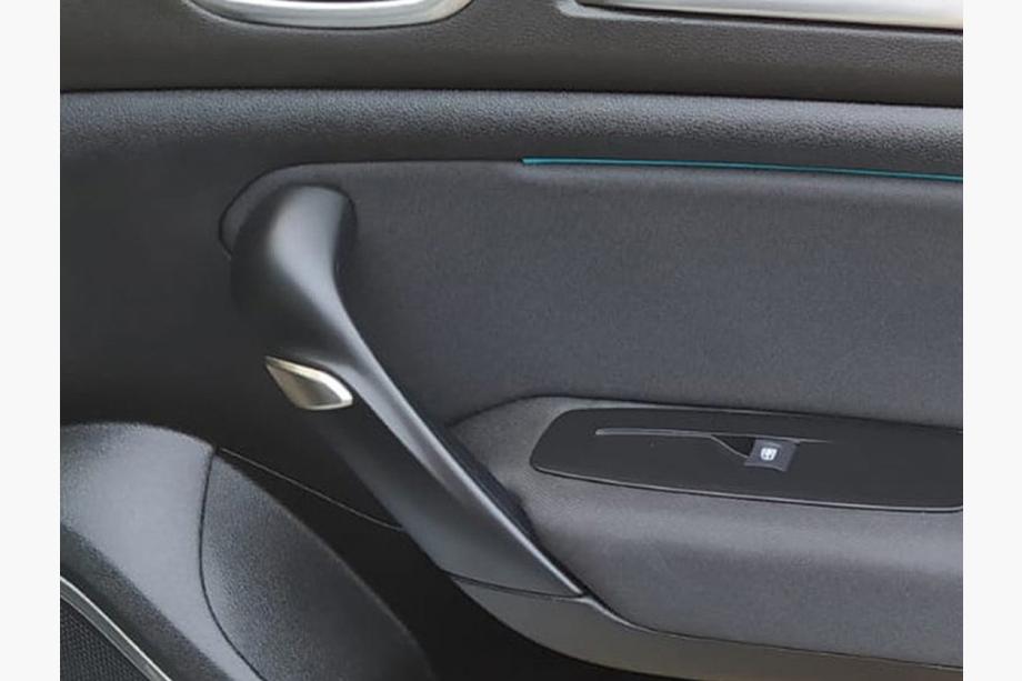 Renault Megane IV 2016–2025 Kryty lakťových opierok v interiéri (2 ks, nehrdz. oceľ) Image