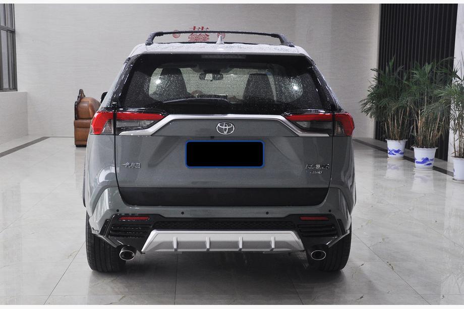Toyota Rav 4 2019–2025 Zadný nárazník TRD Image