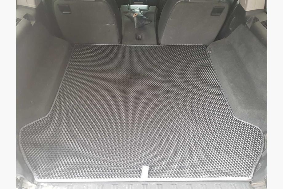 Volvo XC90 2002–2014 EVA rohož do kufra 5-miestna (Sivá) Image