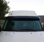 Iveco Daily 2014– Deflektor na čelné sklo V2 (lesklá čierna, 5 mm) fotografia 3