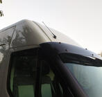 Iveco Daily 2014– Deflektor na čelné sklo V2 (lesklá čierna, 5 mm) fotografia 4