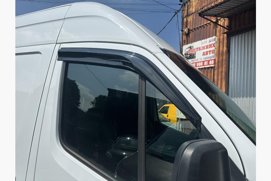 Mercedes Sprinter W907/W910 2018– Deflektory okien (2 ks, Sunplex Sport) Image