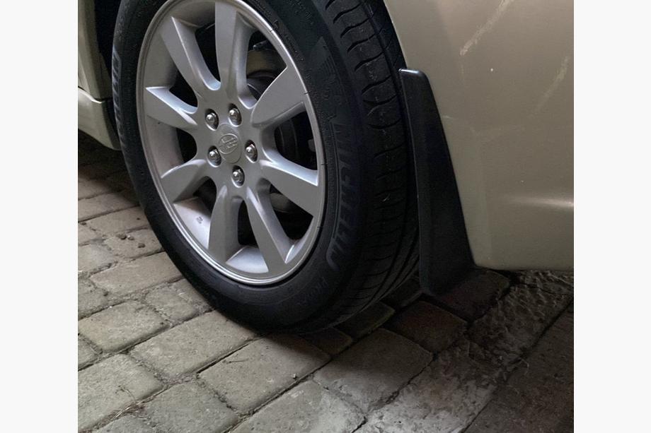 Subaru Legacy 2003–2009 Lapače nečistôt Premium 2006-2009 (4 ks) Image