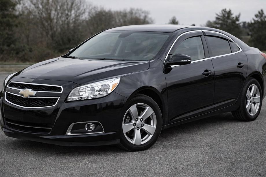 Chevrolet Malibu 2011–2018 Okenné deflektory s chrómovou lištou (4 ks, Niken) Image