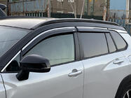 Toyota Corolla Cross 2020– Okenné deflektory s chrómovou lištou (4 ks, Niken) fotografia 1