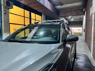 Hyundai Tucson TL 2016–2021 Uzamykateľné priečniky na integrované strešné lyžiny Wizard V2 (2 ks) 115 cm, čierne fotografia 3