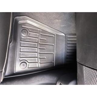 Stingray 3D autorohože do interiéru (5D, 5 ks, polyuretán) Jeep Wrangler 2018– fotografia 4