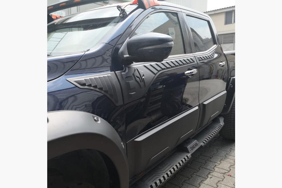 Mercedes X class 2017–2020 Horná lišta dverí (6 ks, ABS) Fotografia 3