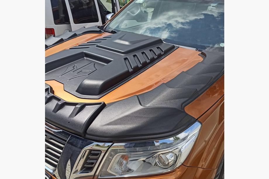 Nissan Navara/NP300 2016– Kryt kapoty (ABS) Image