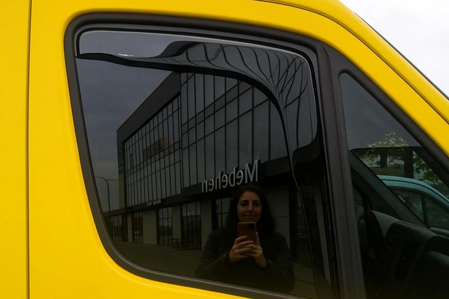 Mercedes Sprinter W906 2006–2018 Okenné deflektory, vkladacie (Esa, 2 ks) Image