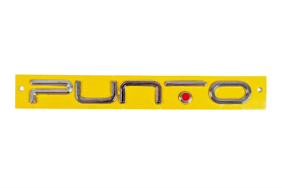 Fiat Punto Grande/EVO 2006–2018 Nápis Punto pre EVO (červená bodka, 2037a) Image
