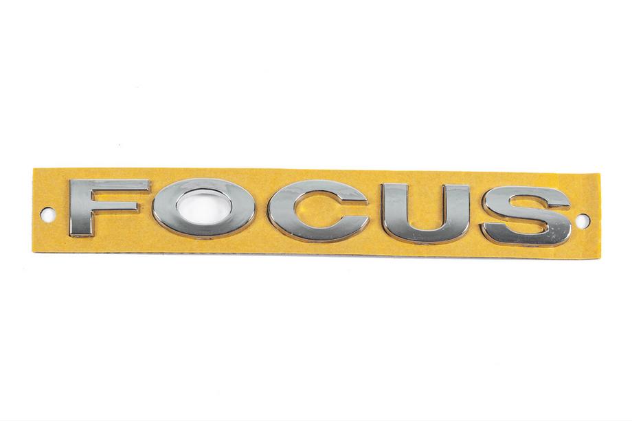 Ford Focus II 2005–2008 Nápis Focus 3M51RR42528AB (142 mm x 17 mm) Image