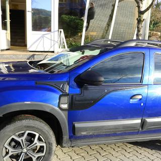 Horné lišty dverí (4 ks) Dacia Duster 2018–2024 fotografia 2