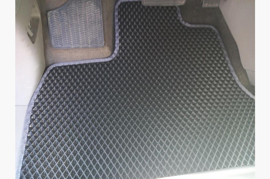 Honda Odyssey 2010–2017 Autorohože (3 rady, EVA, čierne) Image