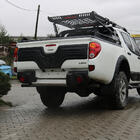 Mitsubishi L200 2006–2015 Plastová lišta na veko kufra fotografia 2