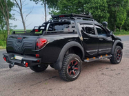 Mitsubishi L200 2006–2015 Plastová lišta na veko kufra fotografia 5