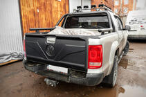Volkswagen Amarok 2010–2022 Lišta na veko kufra (ABS) fotografia 3