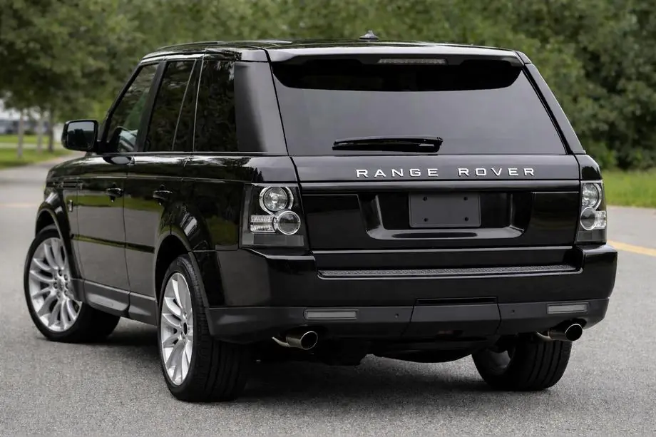 Range Rover Sport 2005–2013 Zadné svetlá OEM Black (2 ks) Image