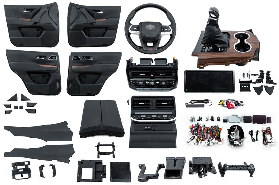 Toyota Land Cruiser 200 2007–2021 Sada na upgrade interiéru pre LC300 (lišty na palubnú dosku) Image