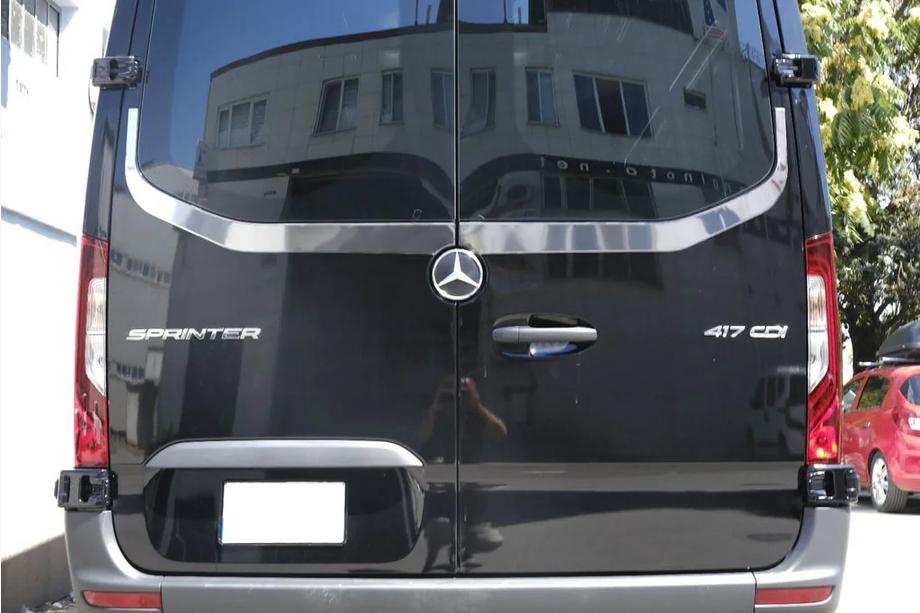 Mercedes Sprinter W907/W910 2018– Lem zadného skla V-2 Carmos (2 ks, nerez) Image