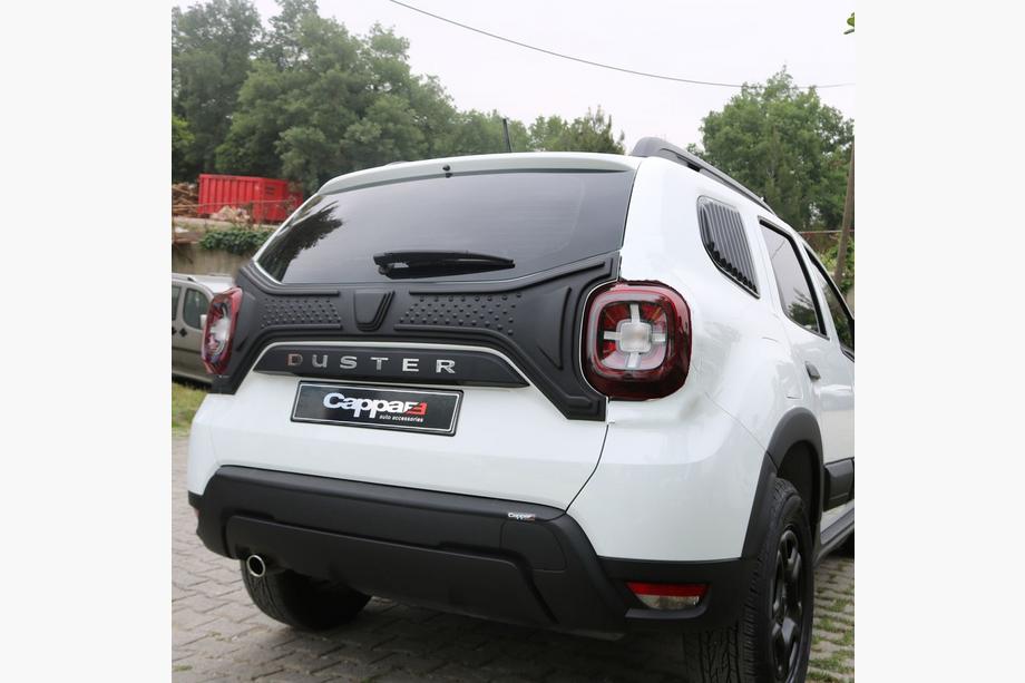 Renault Duster 2018–2024 Plastový kryt veka kufra (1 ks) Image