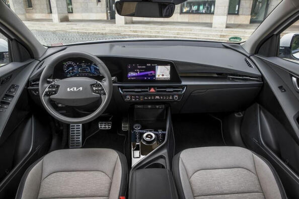 Prehľad druhej generácie elektrického crossovera KIA Niro EV Fotografia 4