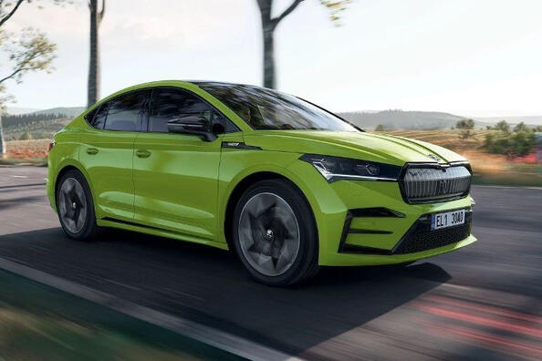 Elektrický športový crossover Skoda Enyaq Coupe RS iV 4x4 Fotografia 2