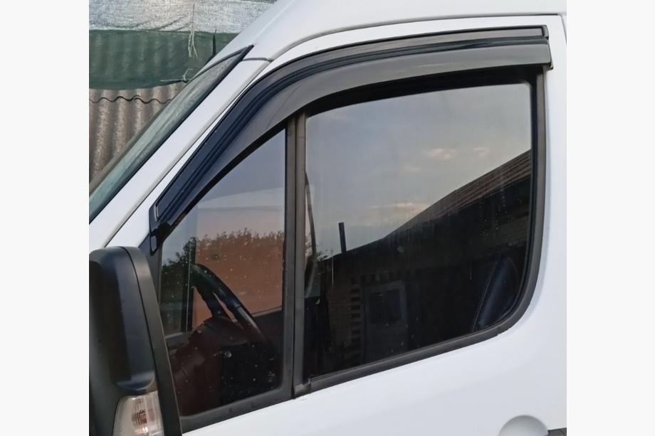 Mercedes Sprinter W906 2006–2018 Deflektory okien (2 ks, EuroCap) Image