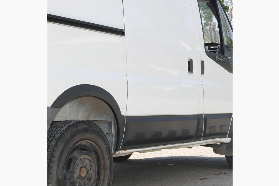 Ford Transit 2000–2014 Lemy blatníkov EuroCap 2006-2013 (6 ks, ABS, krátky rázvor) Fotografia 4