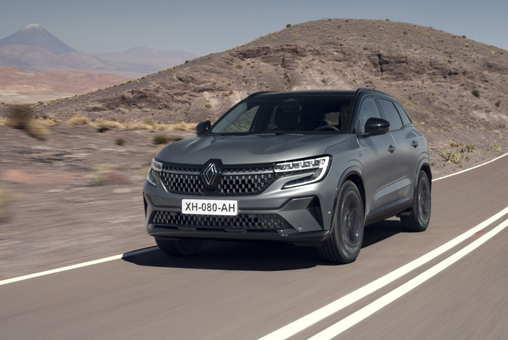 Recenzia nového crossoveru Renault Austral