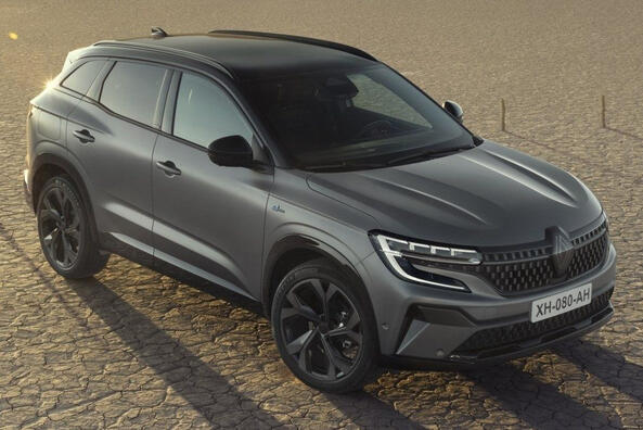 Recenzia nového crossoveru Renault Austral