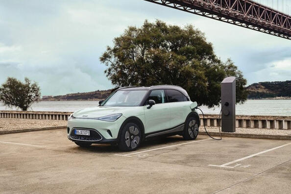 Prehľad subkompaktného elektrického crossovera Smart #1