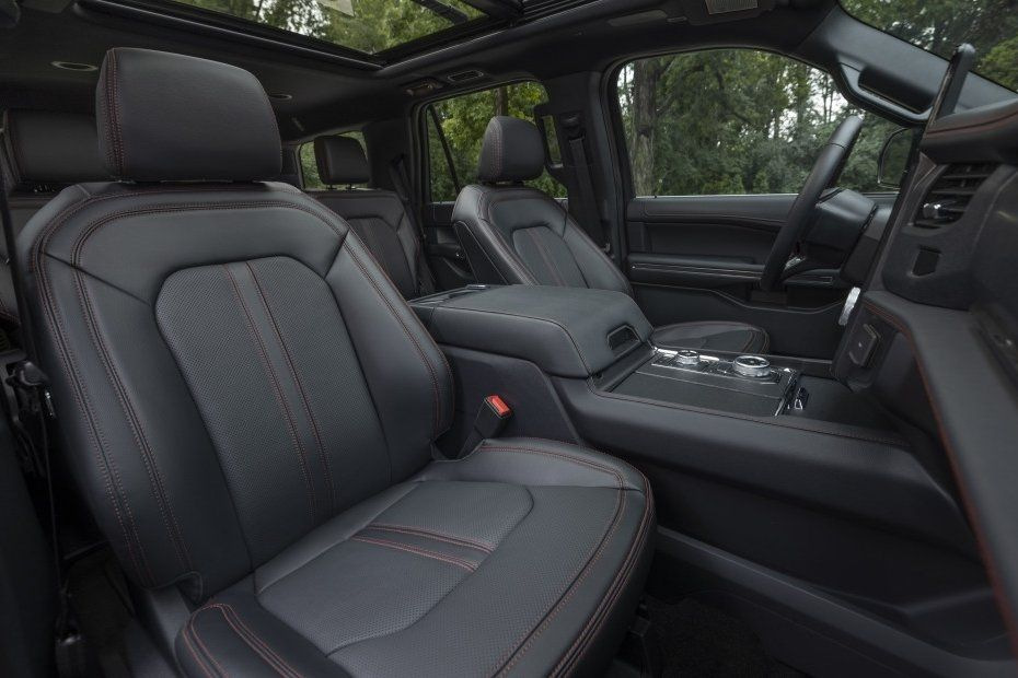 Faceliftovaný Ford Expedition SUV štvrtej generácie