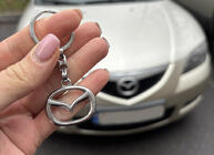 Mazda Kovový prívesok na kľúče s logom Mazda fotografia 1