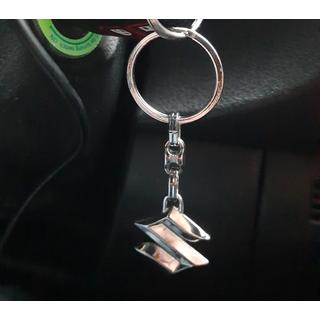 Kovová kľúčenka s logom Suzuki fotografia 1