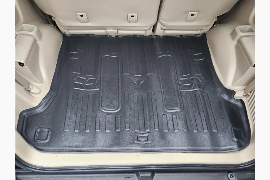 Lexus GX470 2002–2009 3D gumová vanička do kufra (5/7 miest) (Stingray) Image
