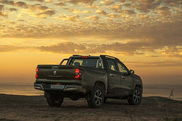Recenzia pickupu Peugeot Landtrek s pohonom 4x4 Fotografia 4
