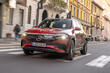 Mercedes-Benz EQB: elegantný elektrický crossover fotografia 3
