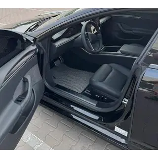 EVA autokoberce (2021+, čierne)